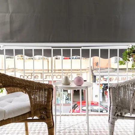 Spectacularly Updated For Large Groups! Apartament Sewilla