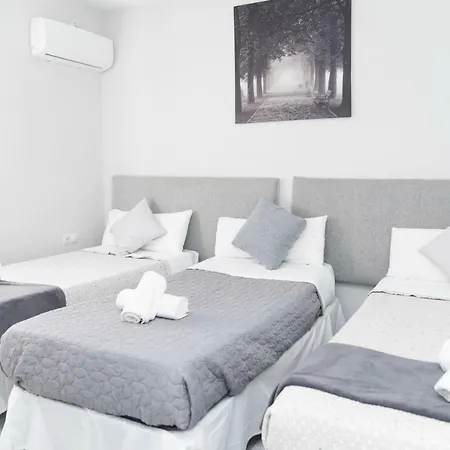 Apartament Spectacularly Updated For Large Groups! Sewilla